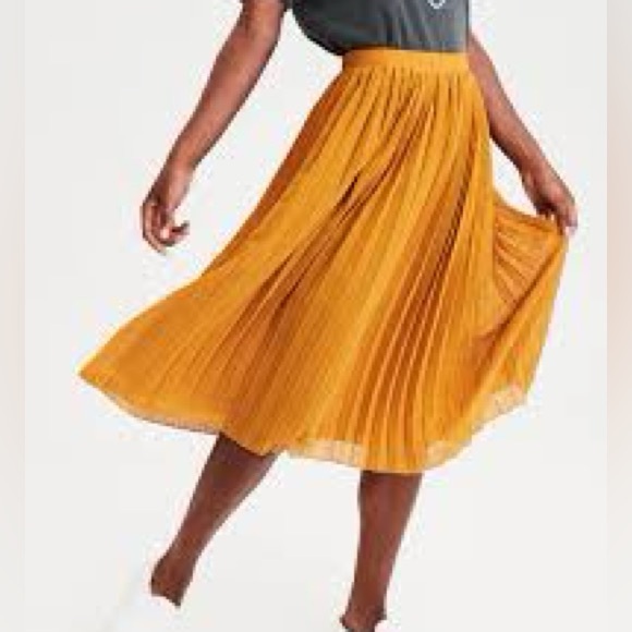 American Eagle Outfitters High-waisted Pleated Midi Skirt - Size S - Picture 8 of 8